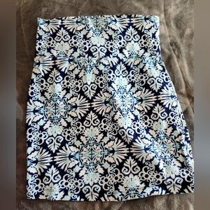 Patterned mini skirt